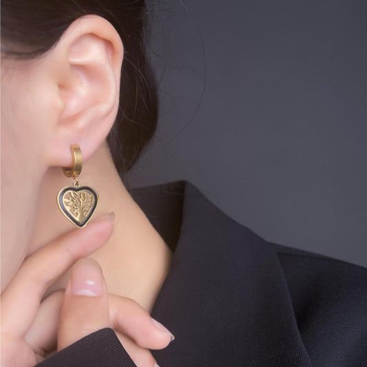 Retro Love French Evergreen Design Earrings